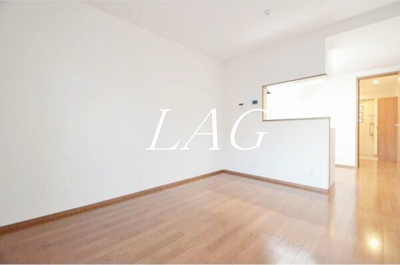 【居間・リビング】 | Ｌｕｃｅ | 洋室のお部屋です。
