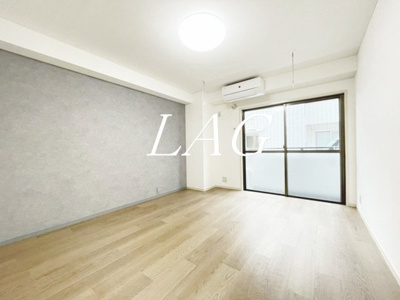 【居間・リビング】 | ロイヤルハイツ扇橋 | 洋室のお部屋です。