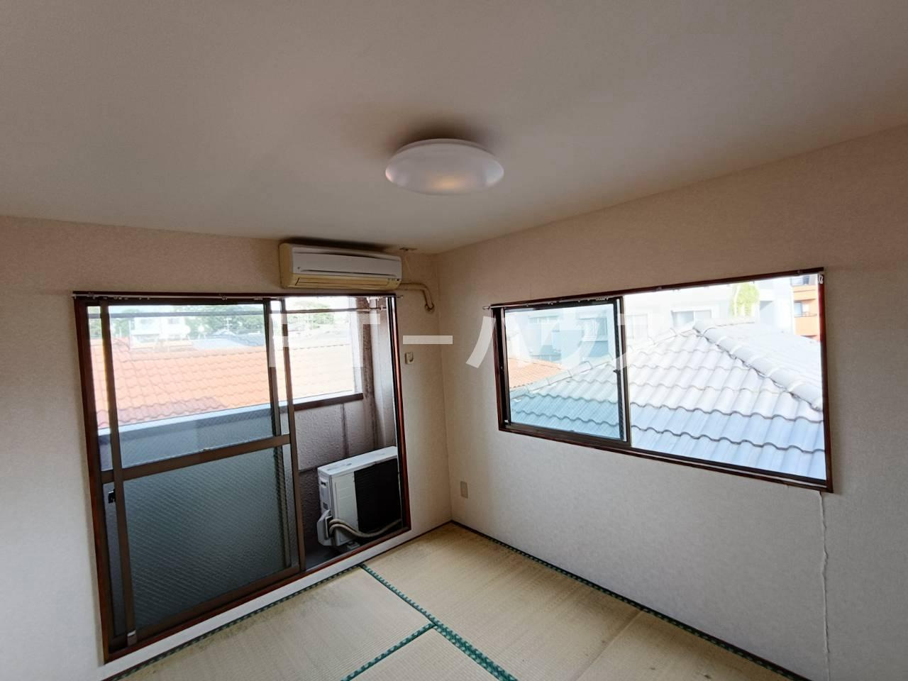 船橋市東中山１丁目のアパートの和室