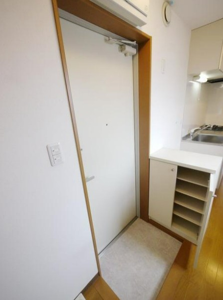 マンション明石の玄関