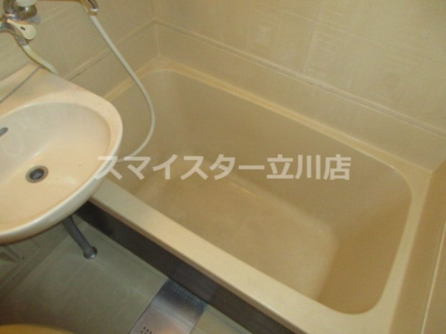 アーバンホーム日野台の浴室