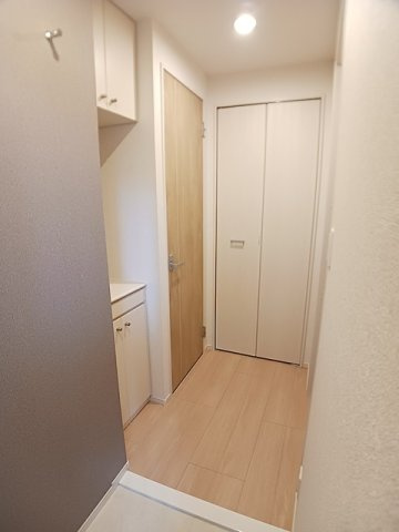 カーサ　アリビオの玄関