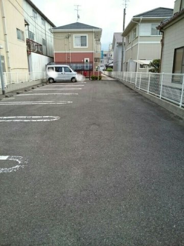 アルカンシェル庄内Ⅰの駐車場