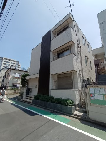 ラ　ボヌールの周辺