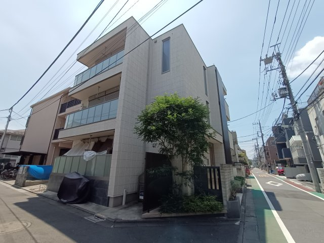ラ　ボヌールの外観