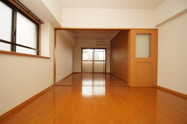 福岡市博多区麦野４丁目の賃貸マンションの居間・リビング|物件の画像7