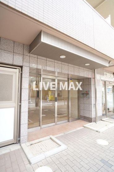 【エントランス】