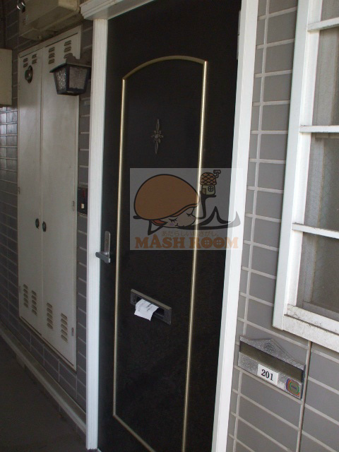 カルチャーコーポⅡの玄関