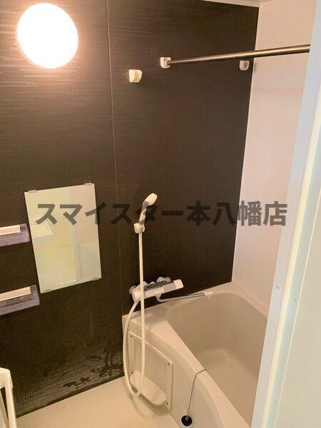 ロイヤルメゾン幕張本郷の浴室