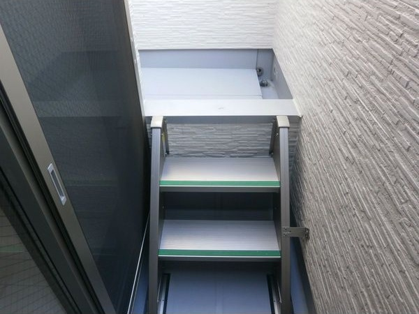 Grandtic中村区役所のバルコニー