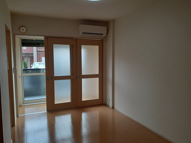 サンラティエⅢの居間・リビング
