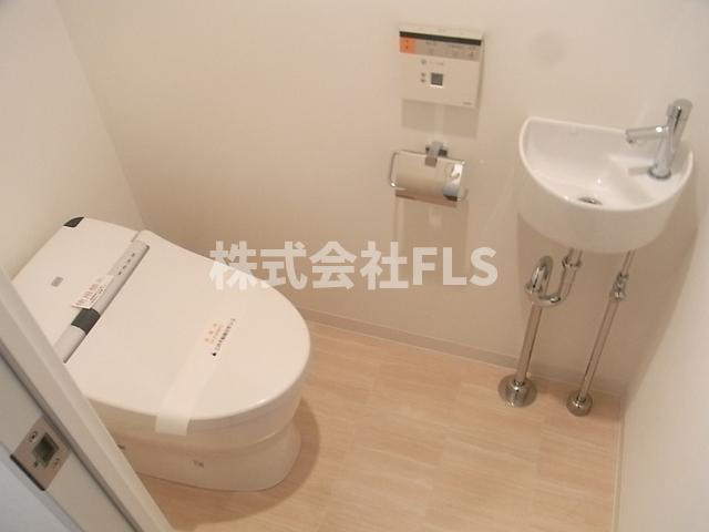 豊島区駒込４丁目の賃貸マンションのトイレ