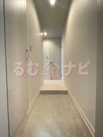 メゾンクレール筑紫通りの玄関
