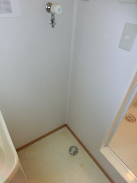 舞ハイツの洗面所| 舞ハイツ　室内洗濯機置場