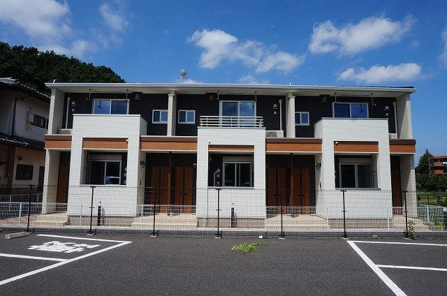ニューエアリーの外観