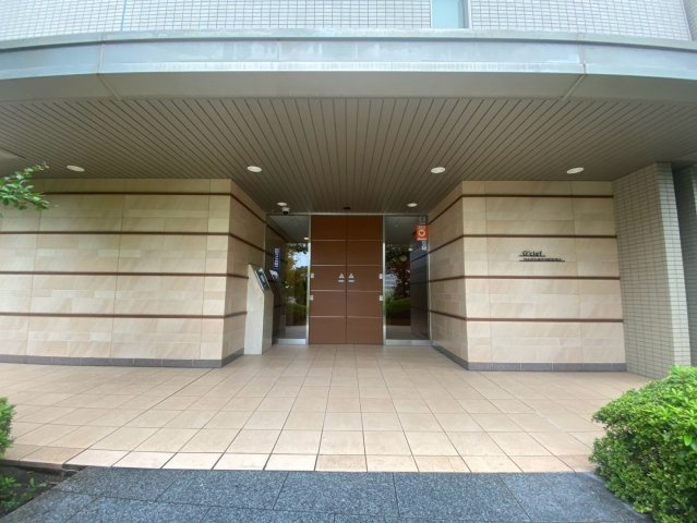 ジークレフタカツキトンダオカ　のエントランス