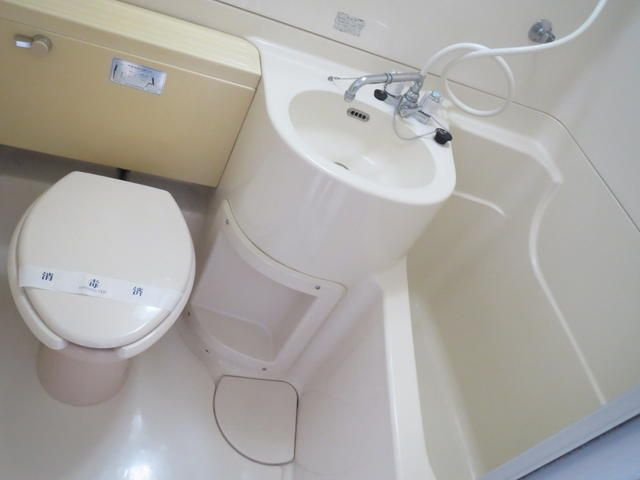 ドミール玉川学園の浴室