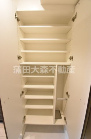スパシエ蒲田グランドタワーの設備|シューズBOX 　玄関