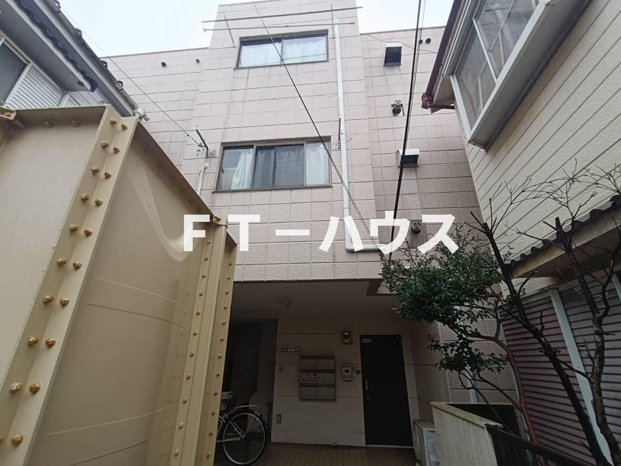 船橋市東中山１丁目のアパートの外観