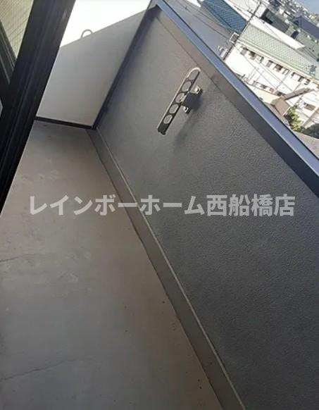 レ・ソール市川のバルコニー