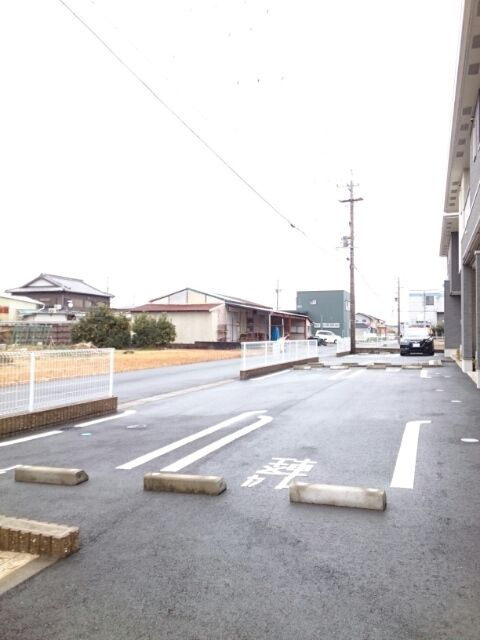 ベルクラントⅡの駐車場