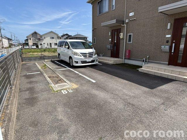 ネクスト　Bの駐車場
