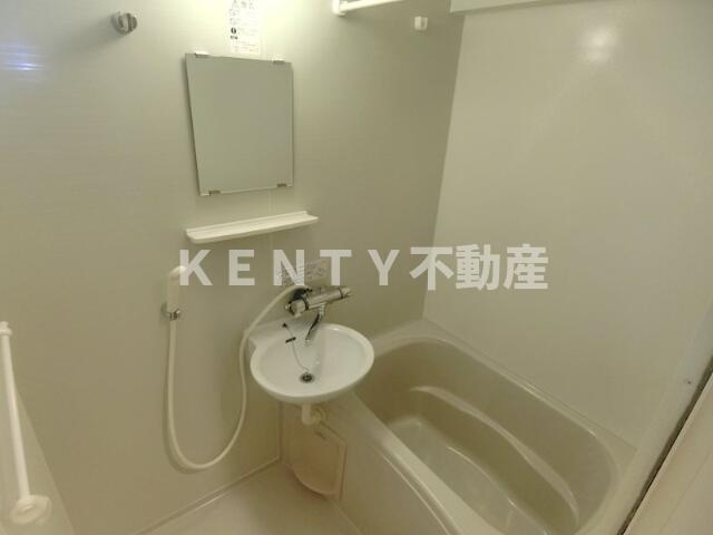 【浴室】 | ＲＡＧＩＯＳ品川 | コンパクトで使いやすいお風呂です