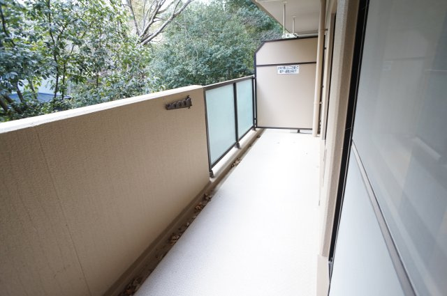 ヴィオレット宝塚のバルコニー