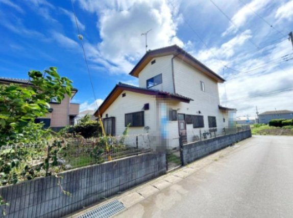 ひたちなか市大字金上　中古戸建の前面道路含む現地写真