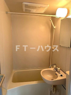 JLBグランエクリュ西船橋の洗面所