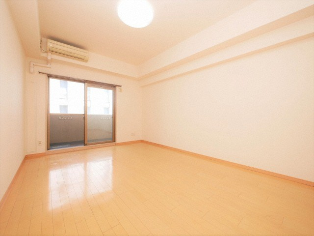 エス・キュート平野町の内装