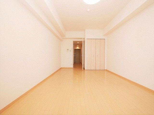 エス・キュート平野町の居間・リビング