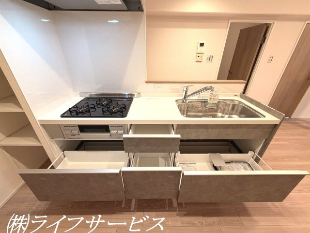 【キッチン】 | エバーグリーン淀川４号館 | キッチン／スライド式収納