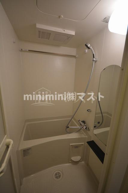 スプランディッド難波元町DUEの浴室
