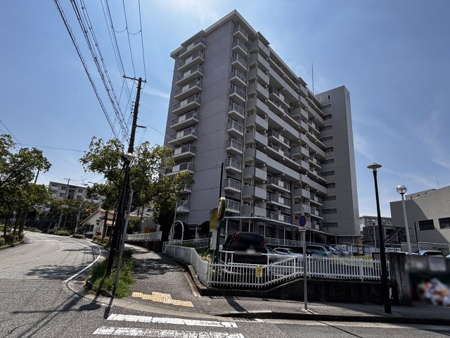 妙法寺駅前住宅の外観