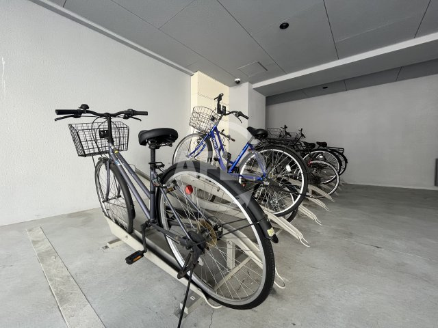 ブエナビスタ江坂広芝町のその他共用部分|ブエナビスタ江坂広芝町　駐輪場