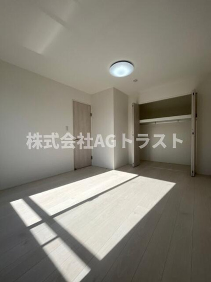 【洋室】 | グランソフィア黒浜　２