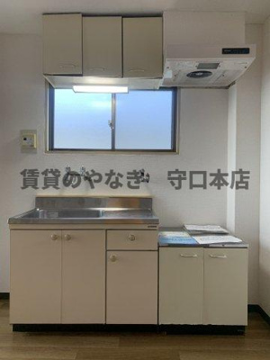 【キッチン】 | ロイヤル桑原