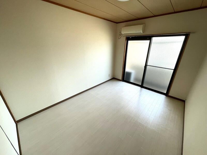 川崎市多摩区菅稲田堤１丁目の賃貸マンションの居間・リビング
