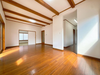 【居間・リビング】 | 糸島市美咲が丘３丁目　中古一戸建☆仲介手数料無料☆