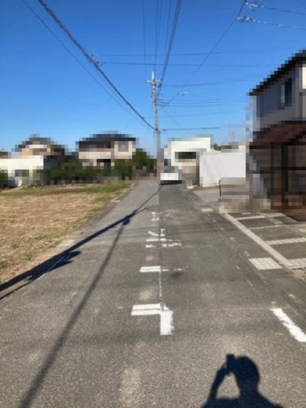 加須市牛重の前面道路含む現地写真