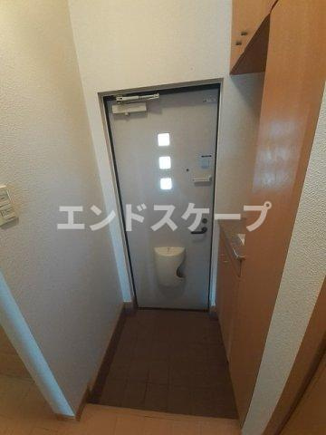 ラ・テールの玄関|高崎、前橋のお部屋探しはエンドスケープまで！お客様の理想お聞かせ下さい♪