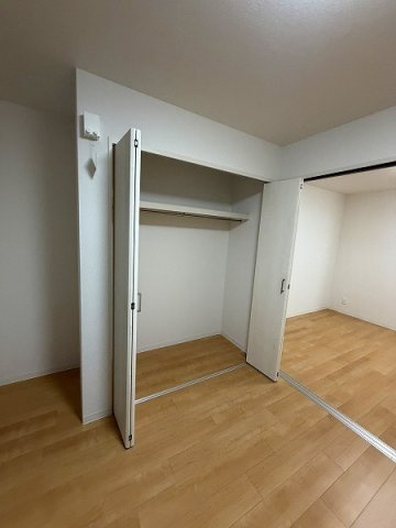 ロイヤルハイツ俊徳道の収納