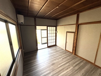 【居間・リビング】 | 上賀茂菖蒲園町貸家