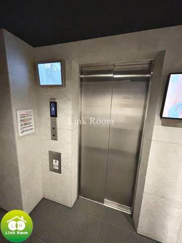 エストゥルース両国のセキュリティ