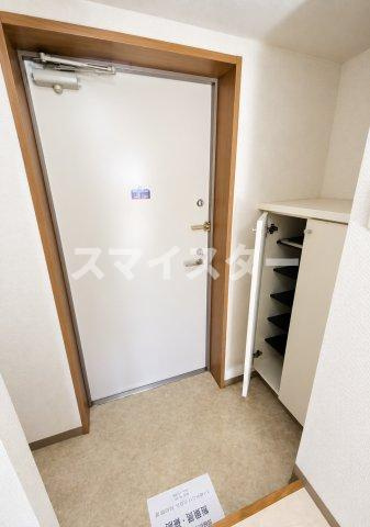 浦安市北栄３丁目の賃貸マンションの玄関