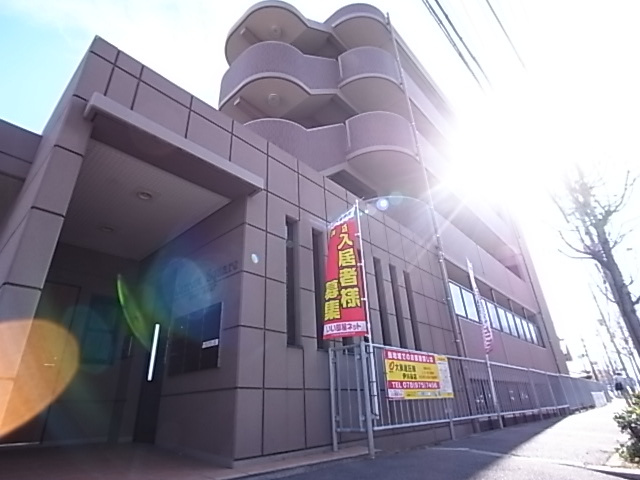 カレントスクエア