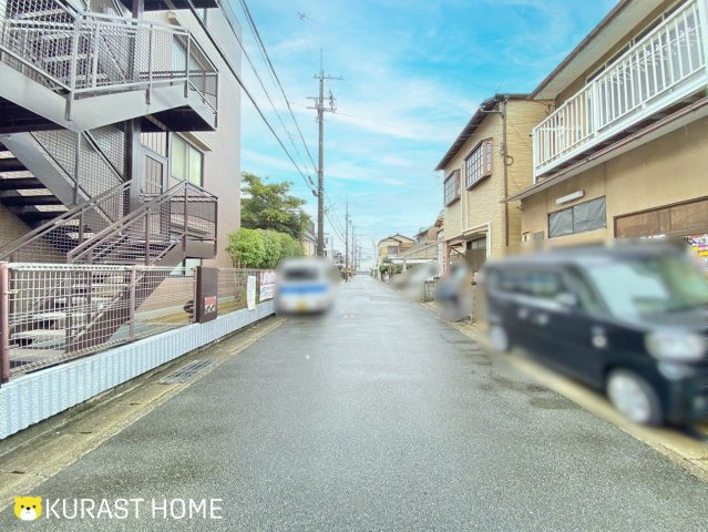 京都市南区久世上久世町　建築条件なし土地の前面道路含む現地写真