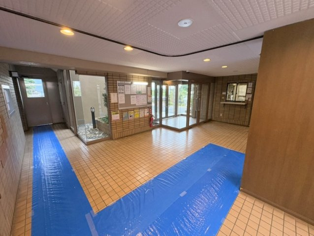 MAC武蔵砂川コートのエントランス|共用部・エントランス