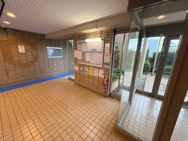 MAC武蔵砂川コートのエントランス|共用部・エントランス